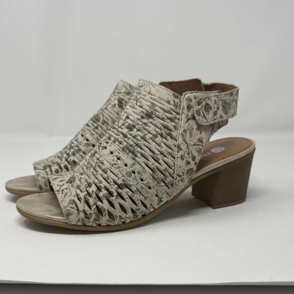 Remonte Woven or Perforated Upper  Metalic Gray Block Heel Sandals 41 Leather